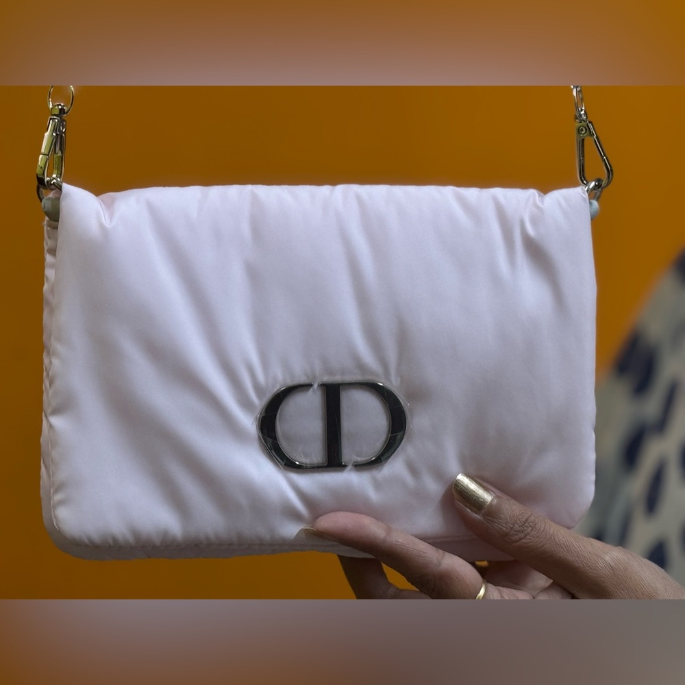 Dior Soft Pink Trousseau Sling Elegant Cosmetic Bag with attached silver chain - Picture 7 of 11
